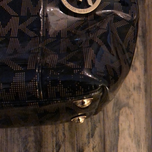 Michael Kors Patent Tote - Picture 7 of 7